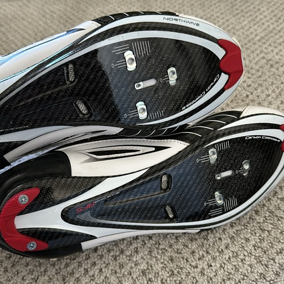 Northwave Carbon Cycling Shoes - Picture 3 of 8